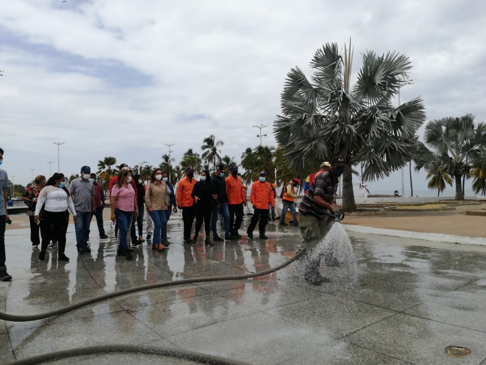 Realizan jornada de limpieza y desinfección en Puerto la Cruz – Diario ...
